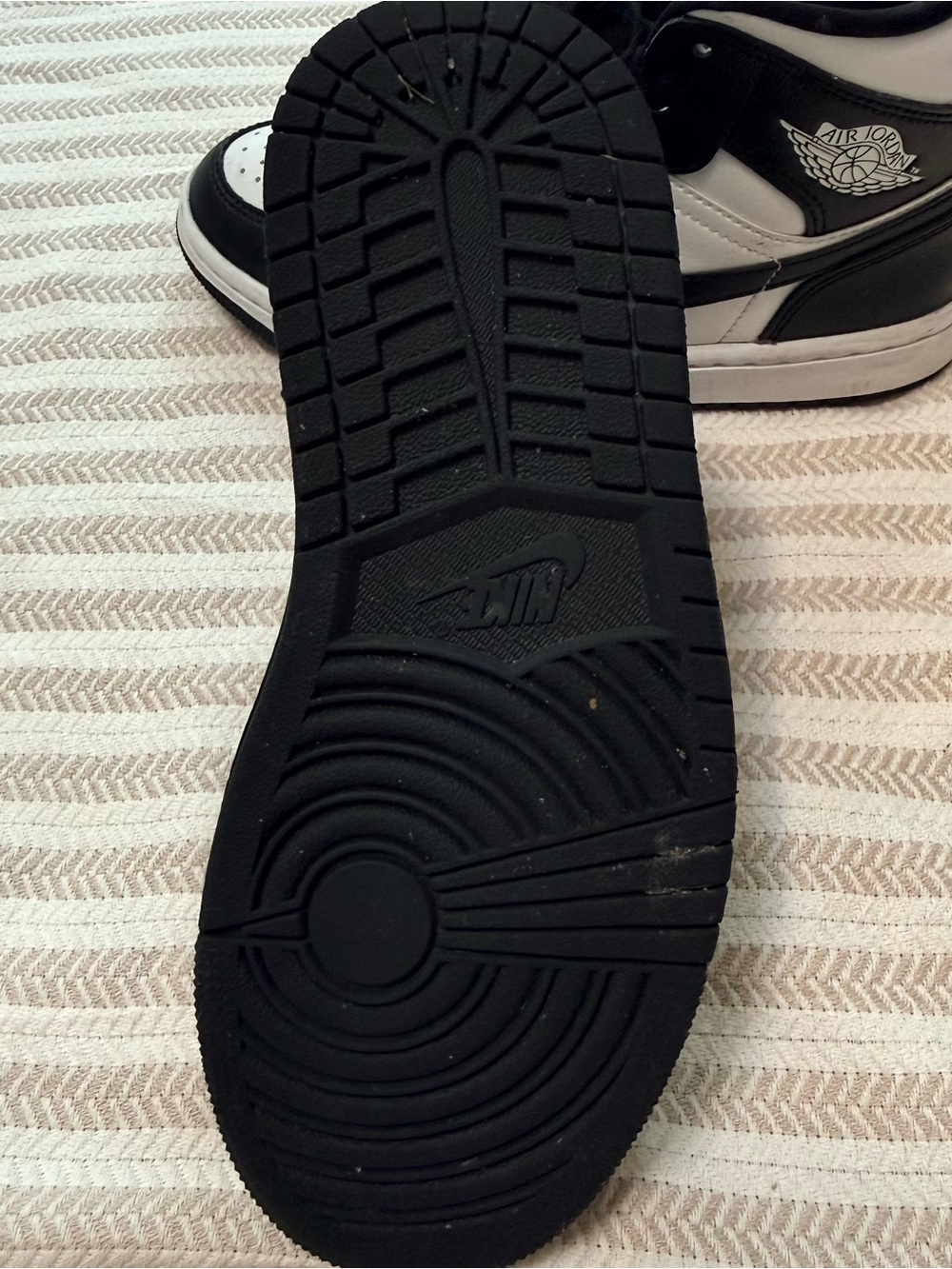 Nike Kids Black and White Mid-Top Sneakers - Picture 3 of 9